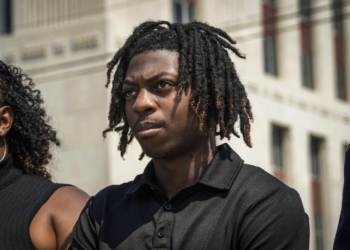Black student suspended for hairstyle fights to return to Texas school