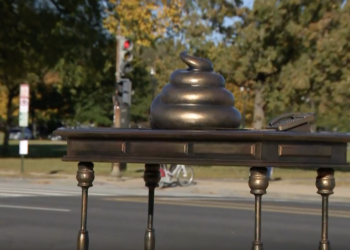 'Poop on Nancy Pelosi's desk' statue in front of the U.S. Capitol draws attention