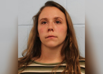 Wisconsin: Former school teacher, 24, accused of sending 11 year-old boy 33,000 texts and sexually assaulting him