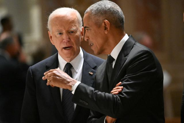 Watch: Lip reader decodes candid Biden-Obama exchange: Kamala is "not as strong"