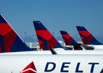California Marine Corps veteran removed from Delta flight over T-shirt ‘threatening’ T-shirt