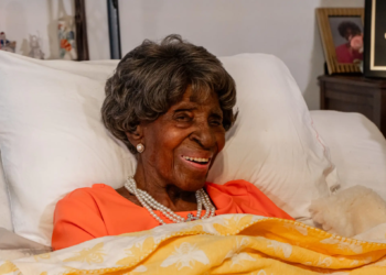 Elizabeth Francis, oldest person in the U.S., dies peacefully at 115