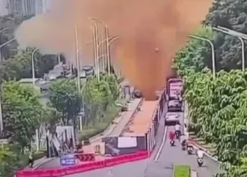 Watch: China pipe blast shoots poop 33 feet into air, drenches commuters