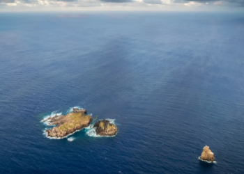 Lost piece of seafloor from dinosaur age found hidden in Earth's mantle beneath Pacific