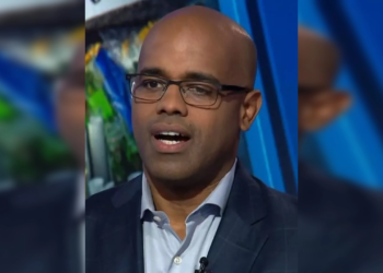 "There's one promise left": Biden should resign to make Harris first woman US President, says former aide