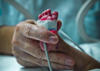 DNA test reveals shocking NHS baby swap: Two families’ lives forever changed