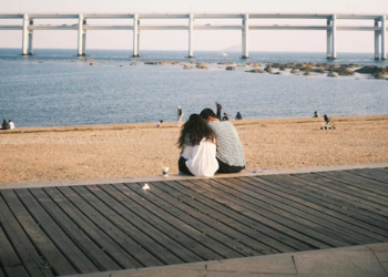 Japan’s first-kiss rate among high school boys hits historic low- Here's why