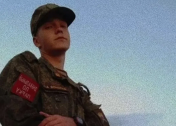 Russian teen 'shot dead for refusing to sign up to fight in Ukraine: Report