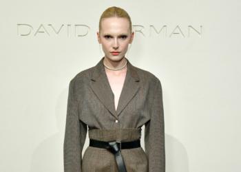 American model Alex Consani becomes first transgender woman to win Model of the Year