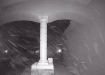 Watch: Mysterious thick fog with ‘chemical smell’ sweeps US, sparks health fears