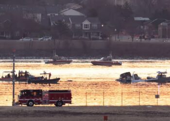 Washington DC mid-air collision: No survivors expected, officials say