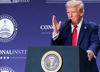 Trump hints at abolishing income tax, suggests tariffs to fund federal revenue