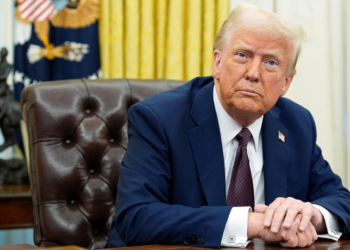 Trump administration offers federal employees cash incentives to resign