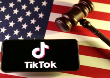 TikTok returns to Apple and Google app stores in US after Trump delays ban
