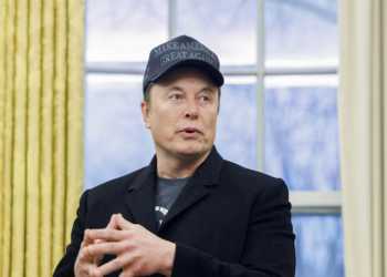 Musk warns federal employees: Return to office or face administrative leave
