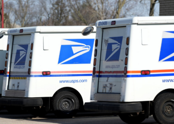 US Postal Service halts incoming packages from China, Hong Kong