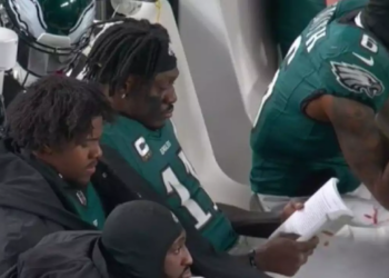 What book was AJ Brown reading on Super Bowl sidelines? Now an Amazon bestseller