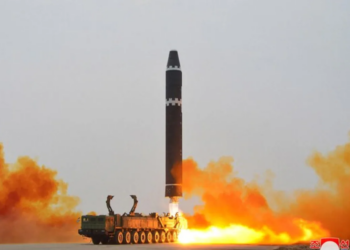 North Korea fires ballistic missiles as South begins drills with US
