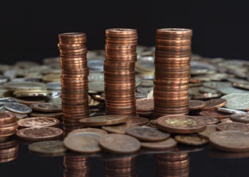China: Angry woman pays $90 bill with 6,000 coins after power cut