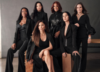Blue Origin’s historic all-female space crew, Katy Perry, Lauren Sánchez, Gayle King, Aisha Bowe, Amanda Nguyen, and Kerianne Flynn assembled in person for a special ELLE April digital cover.