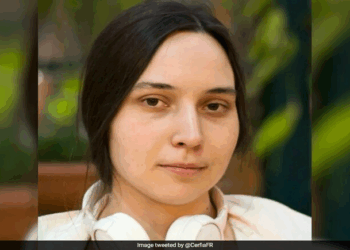 Russian Harvard scientist faces federal charges for smuggling frog embryos into US