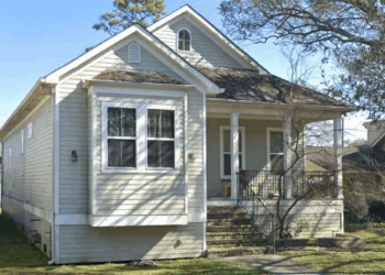 New Orleans woman found living with son’s 272 kg mummified dead body for 9 months