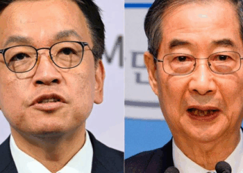 South Korea slaps travel ban on two former acting presidents