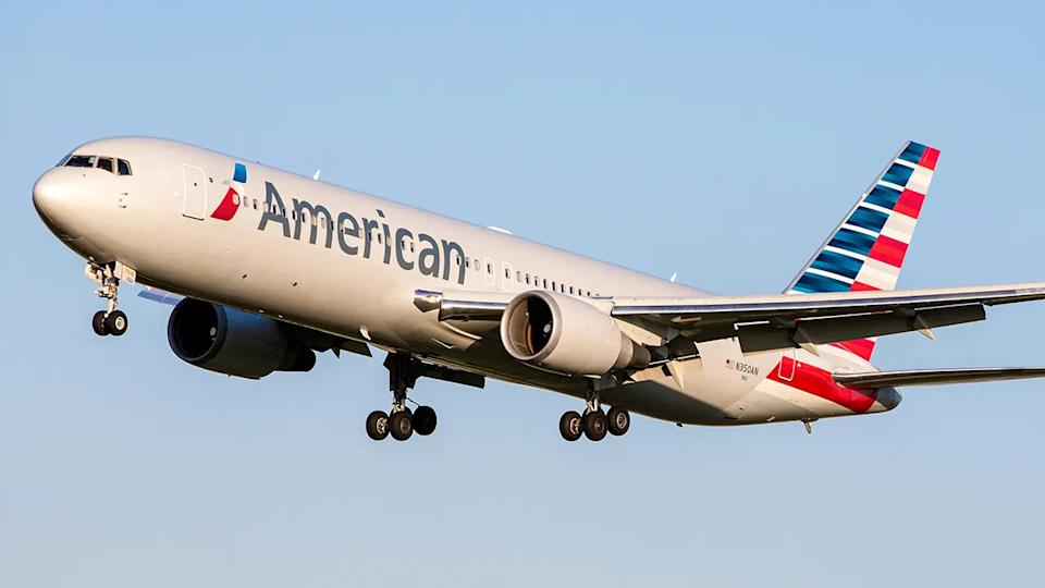 Chaos at 30,000 feet: Kansas man goes shirtless, assaults attendant on American Airlines flight