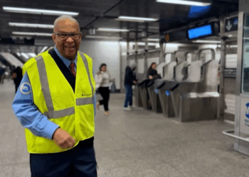 Forget Your Bad Day: This MTA Agent Is Spreading Pure Joy, And You Need To See How!