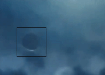 Flying disc video shot by US government. (Photo: Jeremy Corbell)