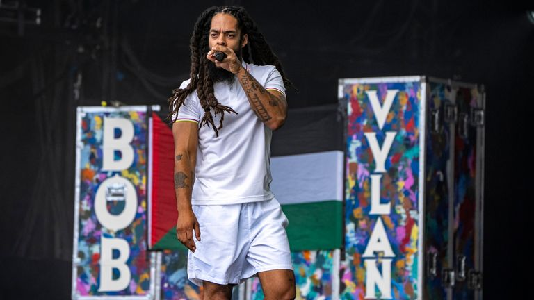 US Revokes Visas for UK Band Bob Vylan Over Anti-Israel Glastonbury Chant