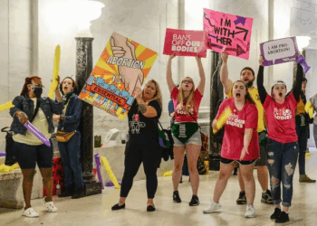 West Virginia’s strict abortion law raises concerns over prosecution after miscarriage