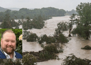 Texas Flash Floods: Man Refuses Help During Flood, Sons Tragically Swept Away