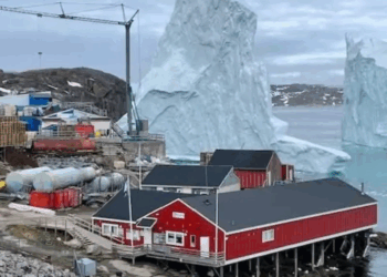 Massive Iceberg on Collision Course With Greenland Village Suddenly Stops: A Ticking Time Bomb?