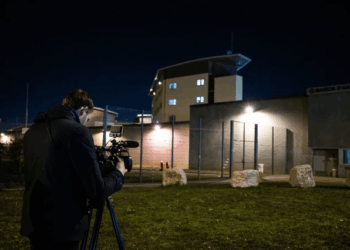Criminal Escapes Prison by Hiding in a Released Inmate’s Luggage: A Stunning Prison Break in France
