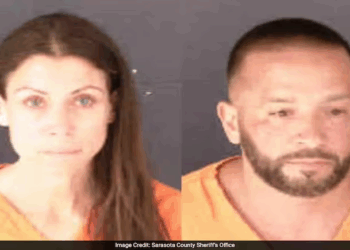 Connecticut Couple Arrested for Sex Acts in Front of Kids on JetBlue Flight
