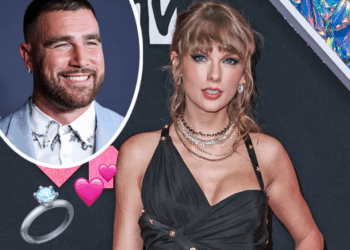 Travis Kelce Sparks Engagement Rumors With Taylor Swift Lock Screen Photo