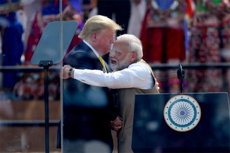 Why Donald Trump Imposed 25% Tariffs and Penalties on India: Key Reasons and Implications