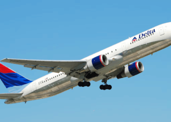 Delta Mid-Air Scare: 25 Injured After Turbulence Rocks Salt Lake City–Amsterdam Flight