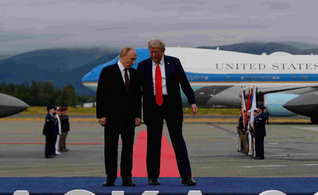 Putin paid $250,000 in cash to refuel jets in Alaska, says Rubio