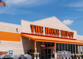 Home Depot Reaffirms Full-Year Outlook Despite Missing Earnings, Revenue Estimates