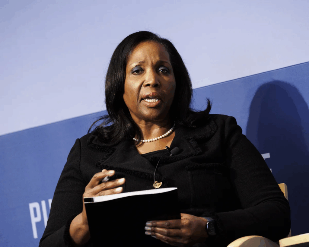 Trump Pressures Fed Governor Lisa Cook to Resign Amid Mortgage Fraud Allegations