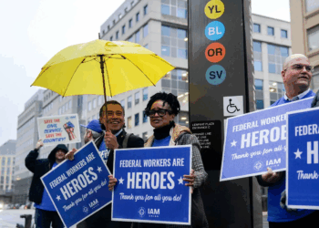 America Faces Largest Mass Resignation of Federal Workers: Who Will Be Affected, and Which Services Are at Risk