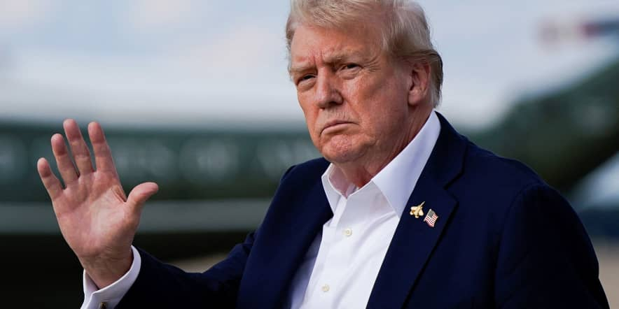 Trump threatens mass federal layoffs during government shutdown