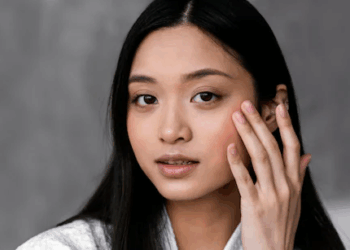 The Korean Glass Skin Trend Could Be Damaging Your Indian Skin: Here’s Why Science Says So