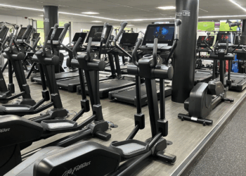 A Gym in China Is Offering a Porsche for Losing 50 Kg in 3 Months