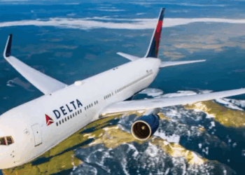 Drunk Passenger Accused of Sexually Assaulting Delta Employee After Being Kicked off Flight in Salt Lake City