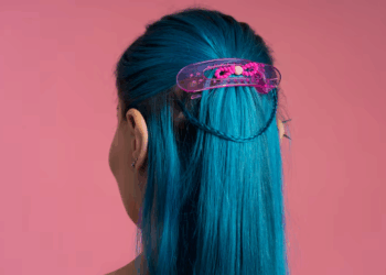 Chinese Woman Develops Kidney Disease From Monthly Hair Dye To Match Pop Idol