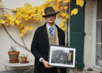 Fedora Man Revealed: Who Is Pedro Elias Garzon Delvaux, The Teen Behind The Louvre Mystery Photo That Captivated The World