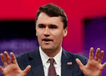 Charlie Kirk’s Former Security Chief Breaks Silence on Viral “Security Signals” Conspiracy Theory